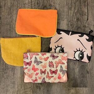 Fun Design Zip Make-Up Bags